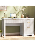 Weisser Schreibtisch mit Schubladen und geriffelter Front aus Holz fur Homeoffice Schlafzimmer und Arbeitszimmer